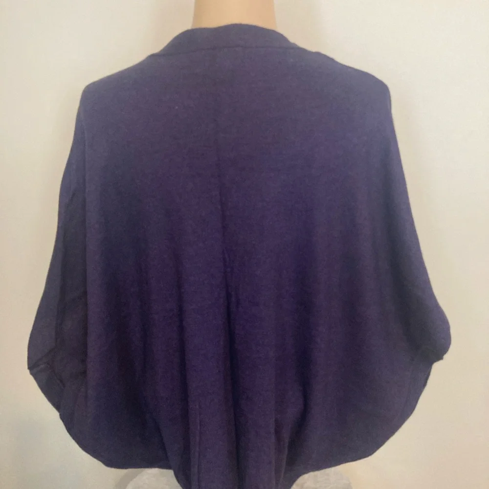 Women's Purple Button-Up Sweater
Item# TSsw33 - Picture 3 of 3